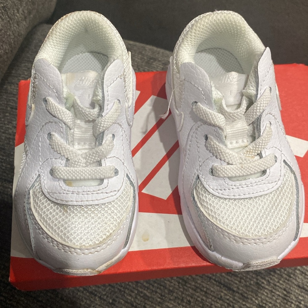 Nike Airmax, Excee/white/white – white, size 4C
